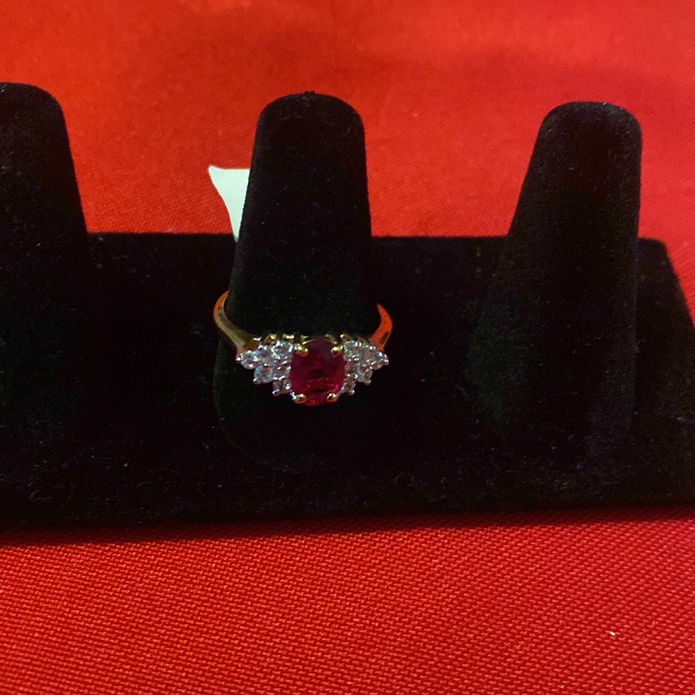 Ruby ring - Picture 2 of 4